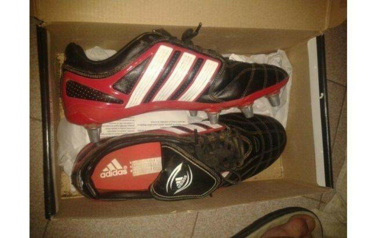 21a6d2cb4fa81c7f00c09fdf.jpg - LIQUIDOOO!!!! Botines Adidas Rugby regulate Nro. 42 solo a 450$, incluyen tapones Extras!!! tienen solo un uso están impecables, los necesito Vender Urgente!! Respondo msj. MP y por WhatsApp +5493814642186.